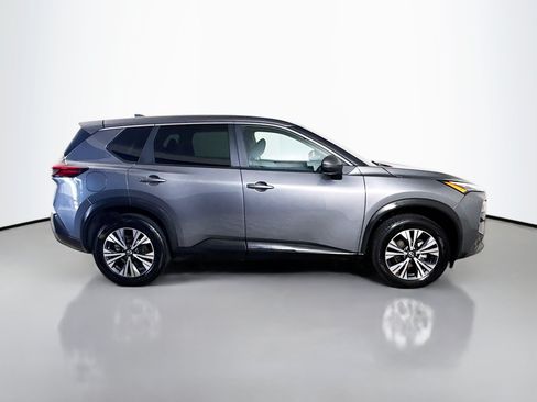 Used 2022 Nissan Rogue SV AWD/4WD image 11