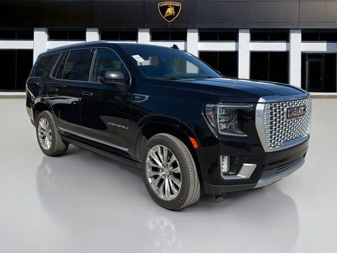 Used 2024 GMC Yukon Denali w/ Denali Reserve Package image 7