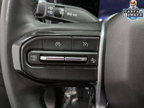 Used 2023 Chevrolet Colorado LT w/ LT Convenience Package III AWD/4WD image 18