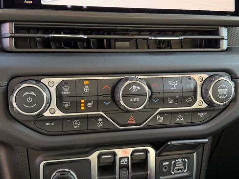 New 2026 Jeep Wrangler Unlimited Rubicon image 20