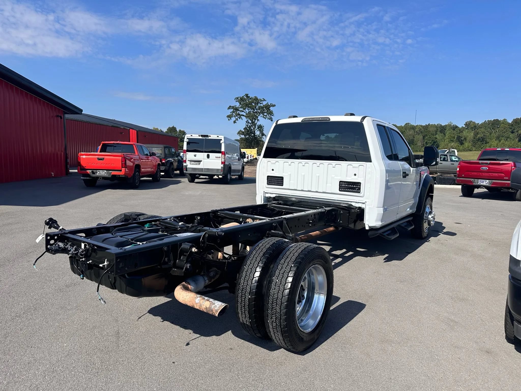 Used 2021 Ford F550 4x4 SuperCab Super Duty w/ XLT Value Package image 4