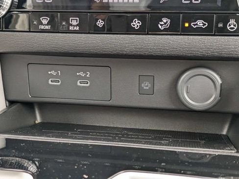 New 2026 Mitsubishi Outlander SE FWD image 31