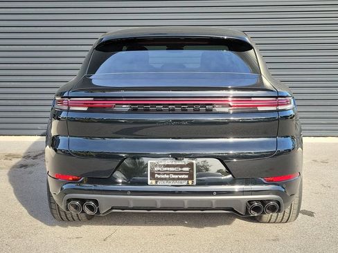 New 2026 Porsche Cayenne Coupe AWD/4WD image 6