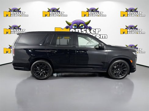 Used 2024 Cadillac Escalade Sport Platinum image 4