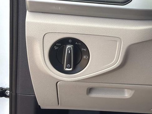 Used 2021 Volkswagen Atlas SE FWD image 27