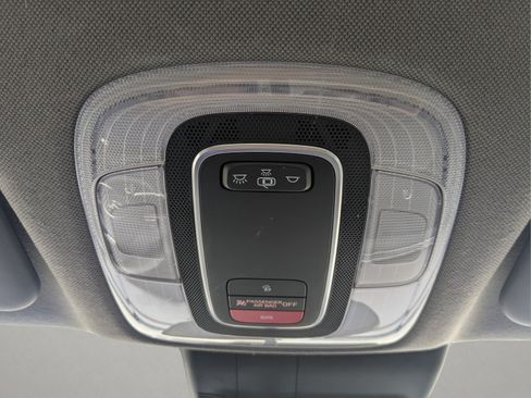 Used 2023 Hyundai Elantra SEL FWD image 17