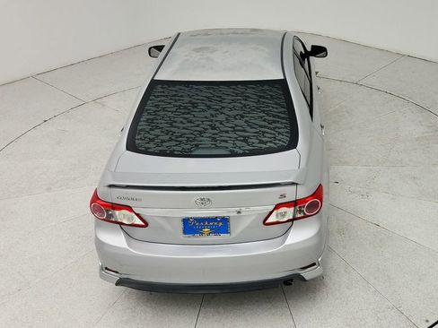 Used 2013 Toyota Corolla S image 37
