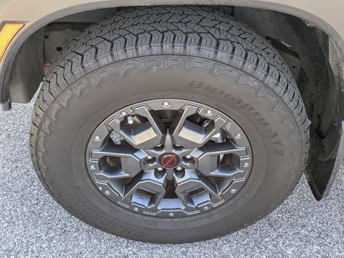 Certified 2024 Nissan Frontier PRO-4X w/ Pro Premium Package image 10