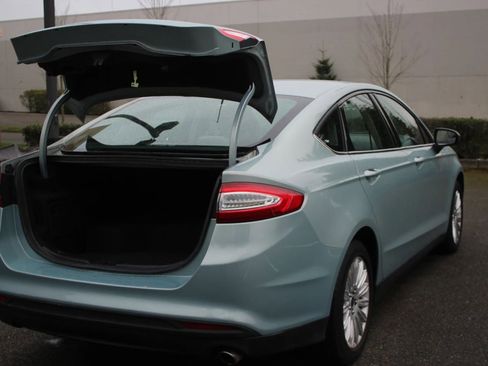 Used 2014 Ford Fusion S image 17