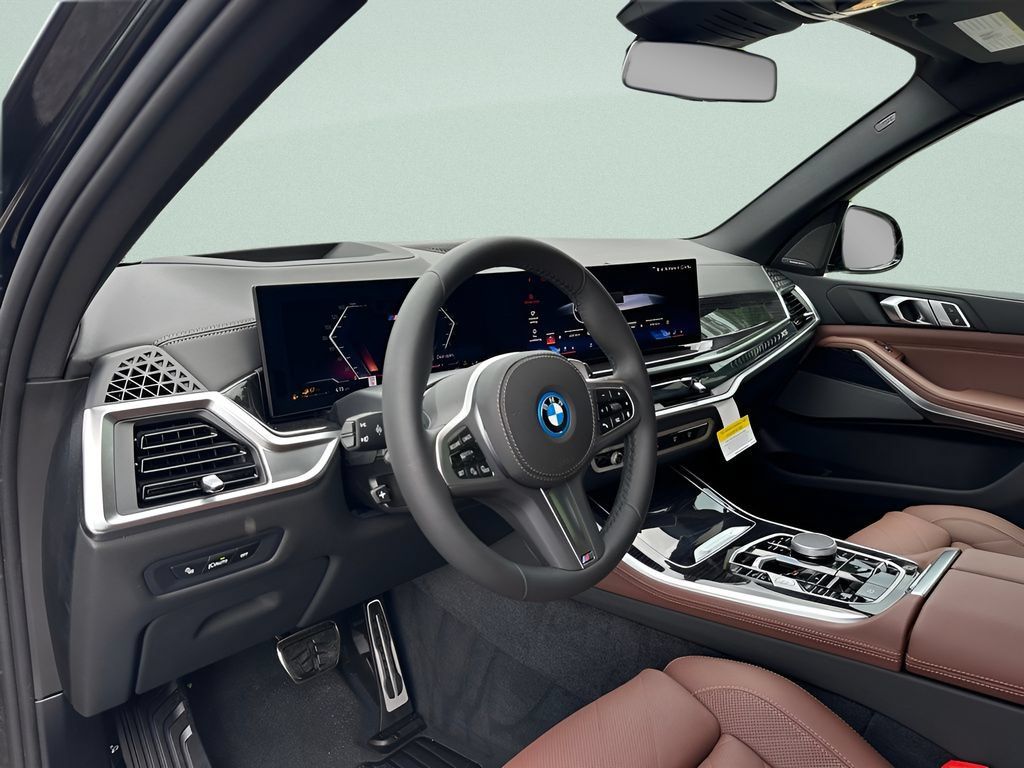 New 2026 BMW X5 xDrive50e w/ M Sport Package AWD/4WD image 9