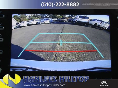 Used 2021 Toyota Camry SE image 24