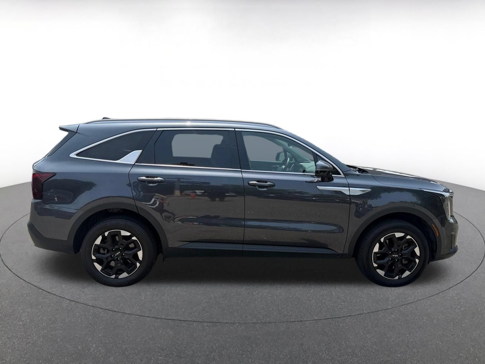 Used 2024 Kia Sorento S AWD/4WD image 15
