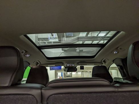 New 2025 Volvo XC40 B5 Core w/ Protection Package Premier image 14