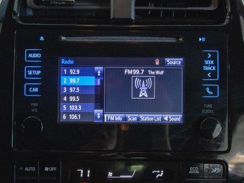 Used 2016 Toyota Prius Two image 8