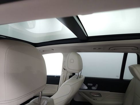 Certified 2022 Mercedes-Benz GLS 450 4MATIC image 24
