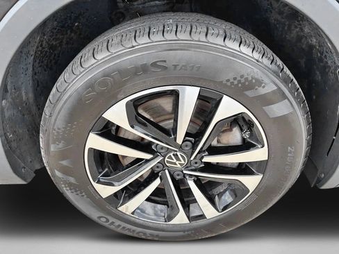 Used 2023 Volkswagen Tiguan S w/ Driver Assistance Package FWD image 9