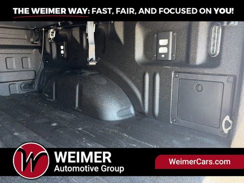 Used 2025 Ford F150 Raptor AWD/4WD image 15