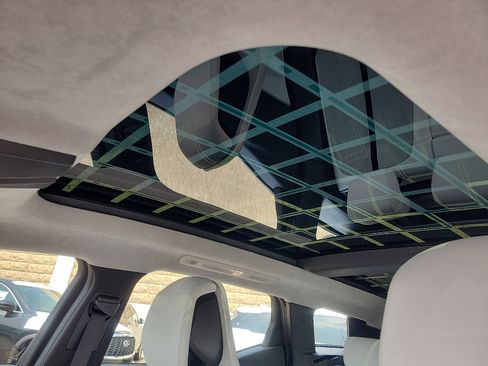 Used 2023 Fisker Ocean Extreme image 14