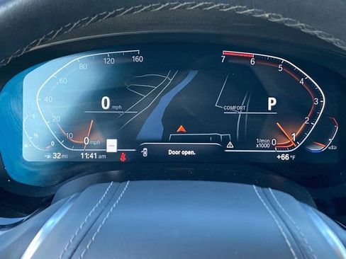 Used 2023 BMW 530i w/ Premium Package image 25