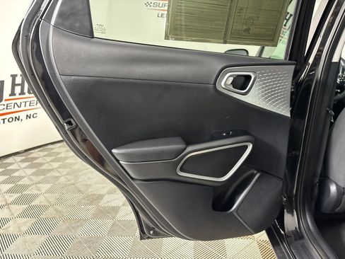 Used 2024 Kia Soul LX w/ Option Group 015 FWD image 20