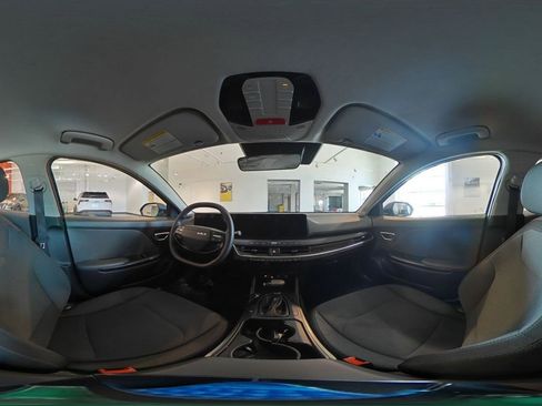 Used 2025 Kia K4 LXS image 41