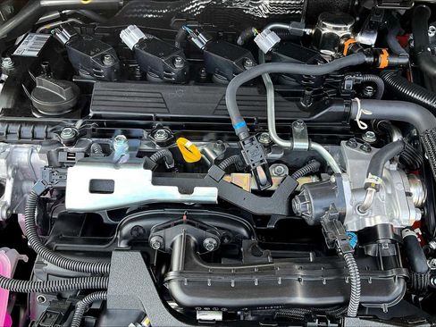 New 2025 Toyota Prius Plug-In Hybrid image 17