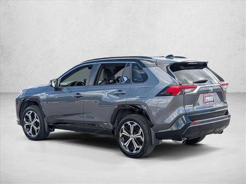 Used 2023 Toyota RAV4 XSE AWD/4WD image 8