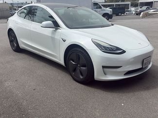 Used 2020 Tesla Model 3 Standard Range RWD video 1