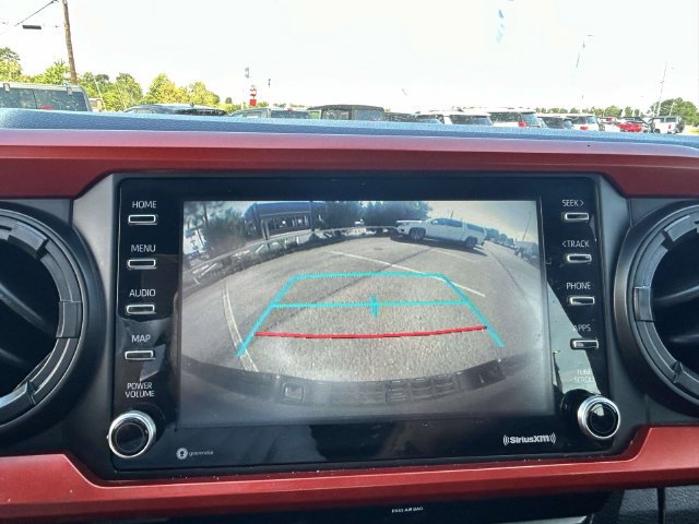 Used 2020 Toyota Tacoma TRD Off-Road AWD/4WD image 24