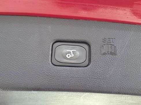 Used 2024 Ford Edge ST w/ Equipment Group 401A image 8