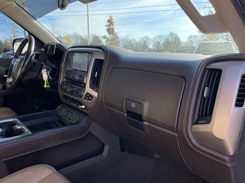 Used 2018 GMC Sierra 1500 Denali image 32