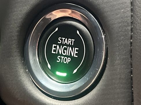 Used 2023 Chevrolet Tahoe High Country image 15