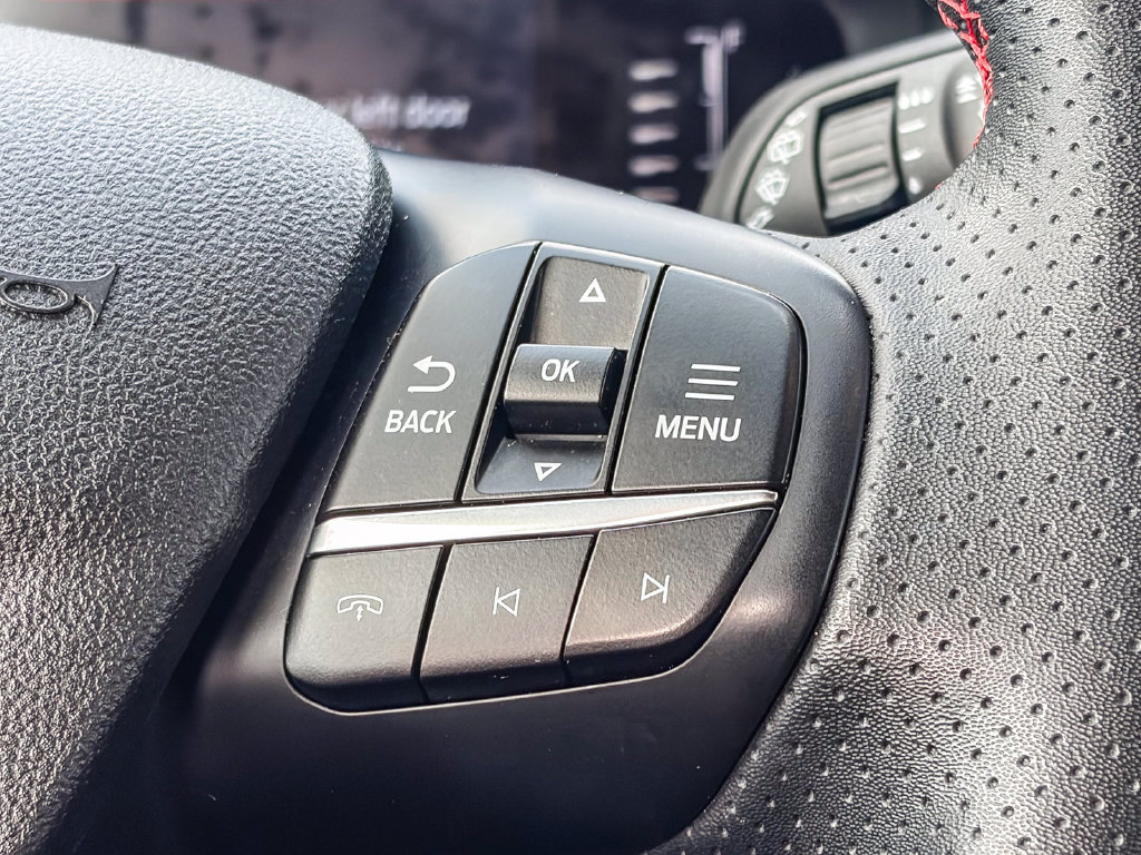 Used 2024 Ford Escape ST-Line AWD/4WD image 19