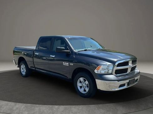 Used 2017 RAM 1500 Classic SLT AWD/4WD image 7