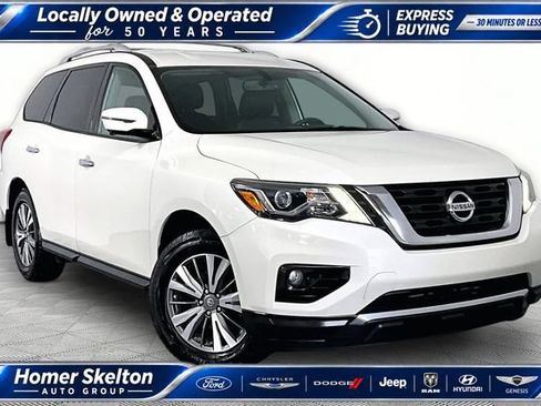 Used 2017 Nissan Pathfinder SL FWD image 1