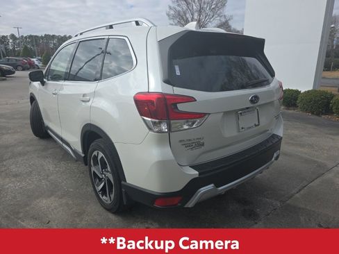 Used 2023 Subaru Forester Touring image 4