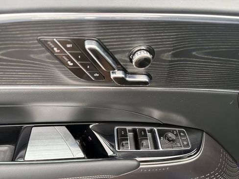 Certified 2024 Cadillac Lyriq Luxury w/ LPO, Floor Liner Package AWD/4WD image 19