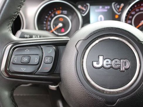 Used 2023 Jeep Wrangler Sport S image 18