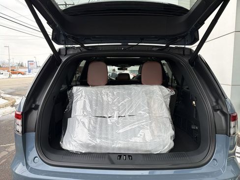 New 2026 Lincoln Aviator Reserve image 12