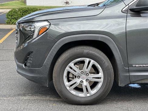 Used 2018 GMC Terrain SLE image 11