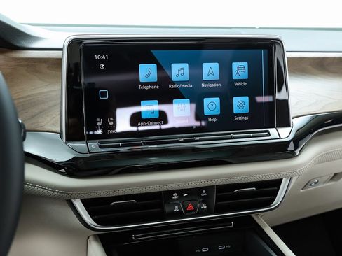 New 2026 Volkswagen Atlas SE FWD image 64