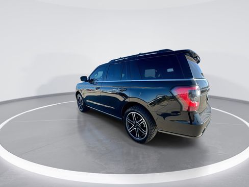 Used 2019 Ford Expedition Limited w/ Equipment Group 303A image 6