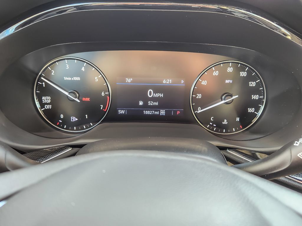 Certified 2023 Buick Envision Preferred AWD/4WD image 11