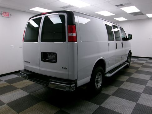 Used 2024 Chevrolet Express 2500 w/ Driver Convenience Package image 13