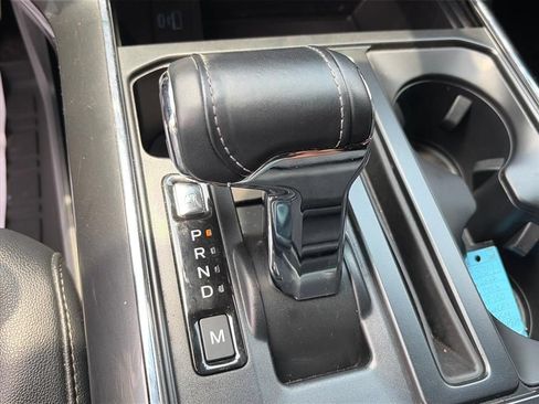 Used 2022 Ford F150 Lariat AWD/4WD image 18
