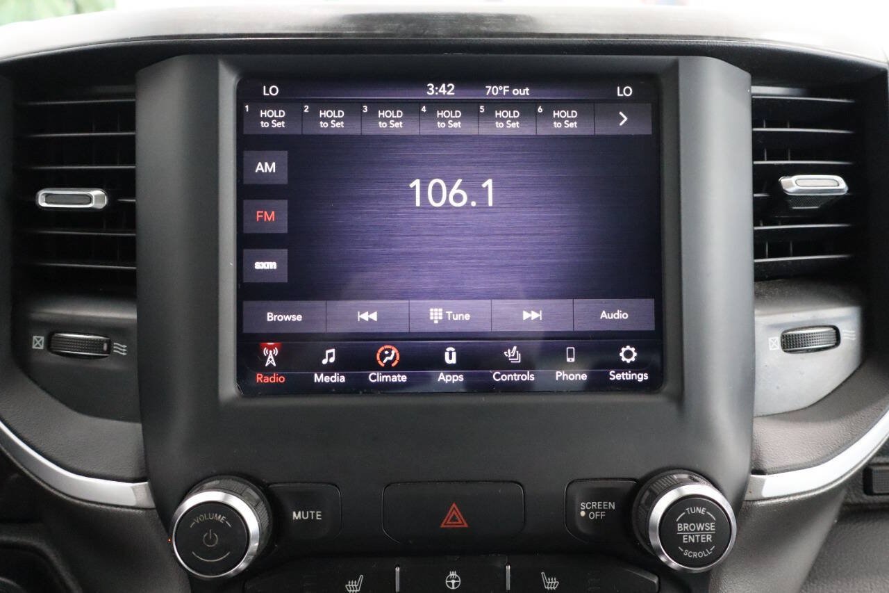 Used 2020 RAM 1500 Big Horn RWD image 19