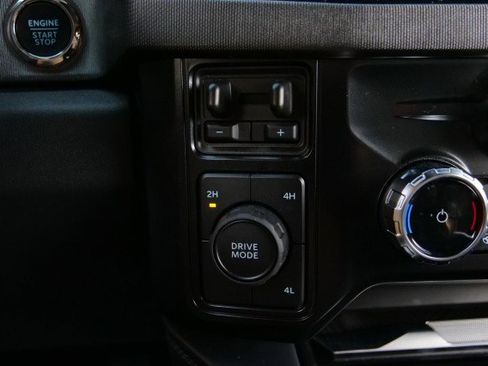 Used 2025 Ford F450 Platinum w/ FX4 Off-Road Package image 15