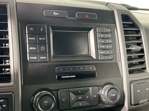 Used 2018 Ford F250 XL w/ Power Equipment Group image 26