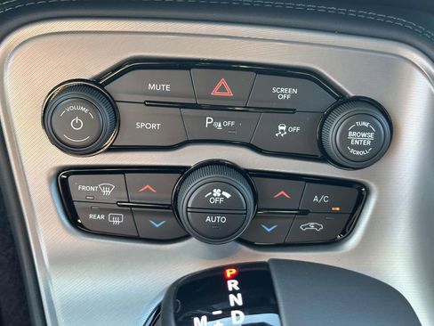 New 2023 Dodge Challenger SXT w/ Plus Package RWD image 5