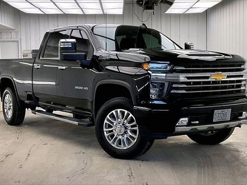Used 2022 Chevrolet Silverado 3500 High Country image 36